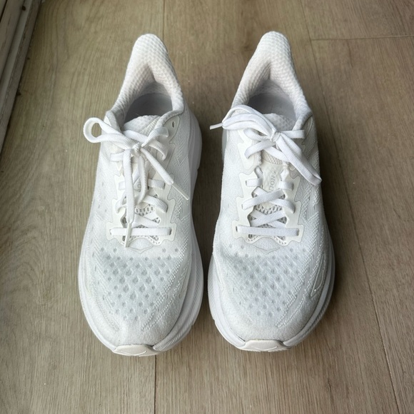 Hoka one one Women's Clifton 9 White Running Shoes Sz 7 - Picture 4 of 6